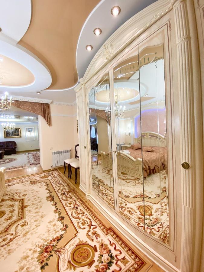 Петрос Family Hotel ยาเรมชา ภายนอก รูปภาพ